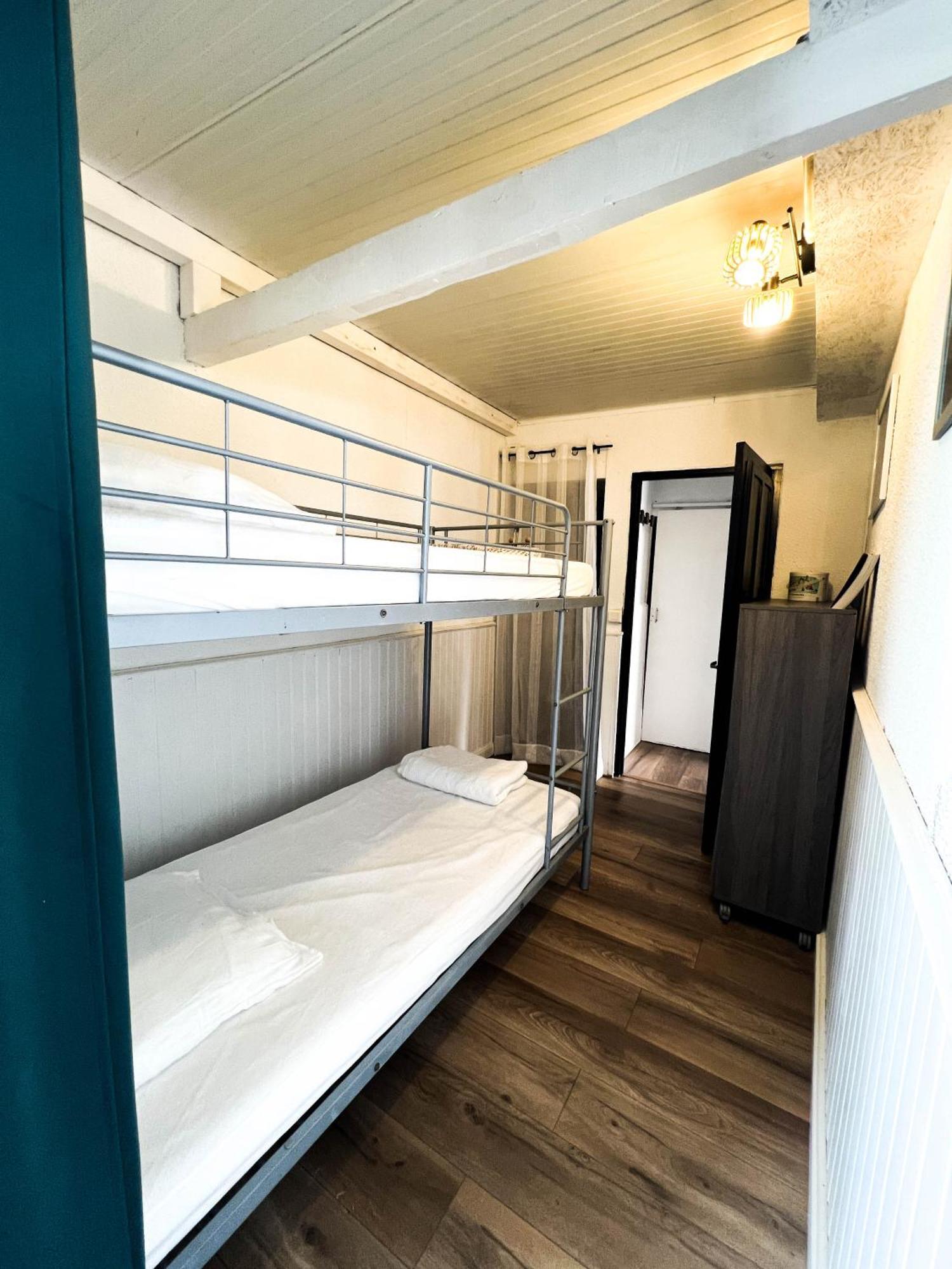 Maisonnette De Pecheur Chauffee Et Climatisee Port-la-Nouvelle Luaran gambar